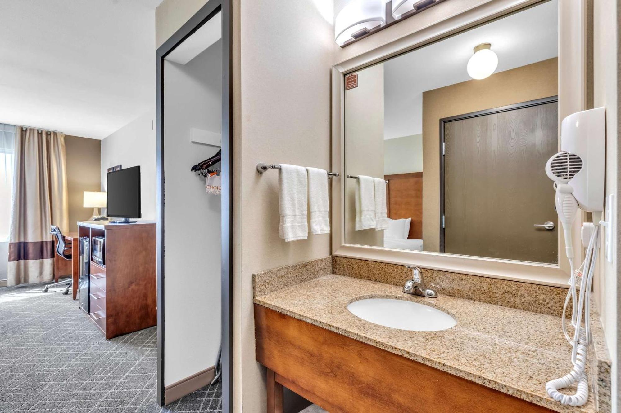 Comfort Inn Denver West Arvada Station Wheat Ridge Buitenkant foto